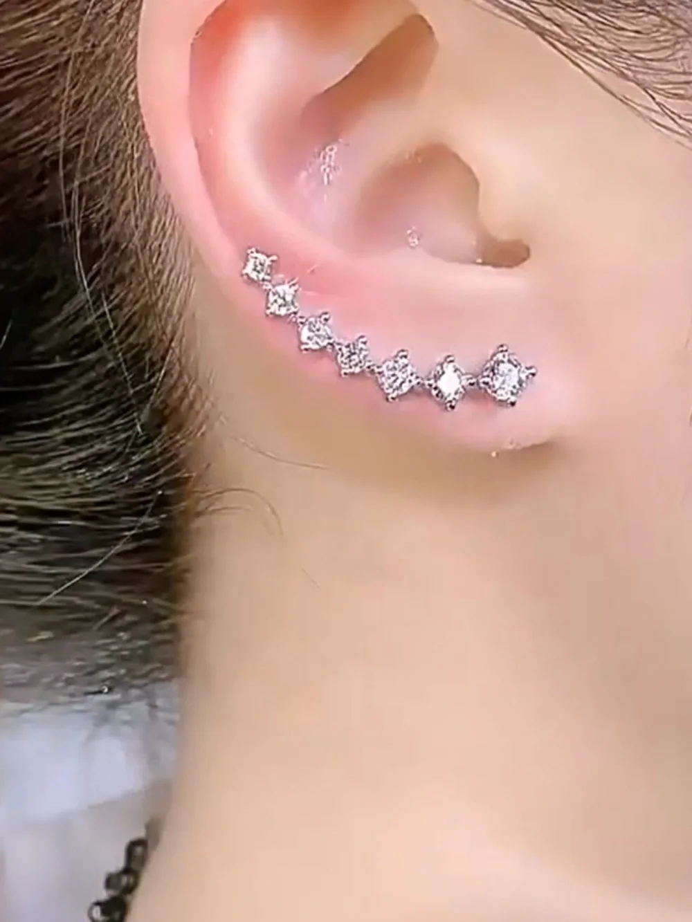 New . 925 Crystal Vine Earrings
